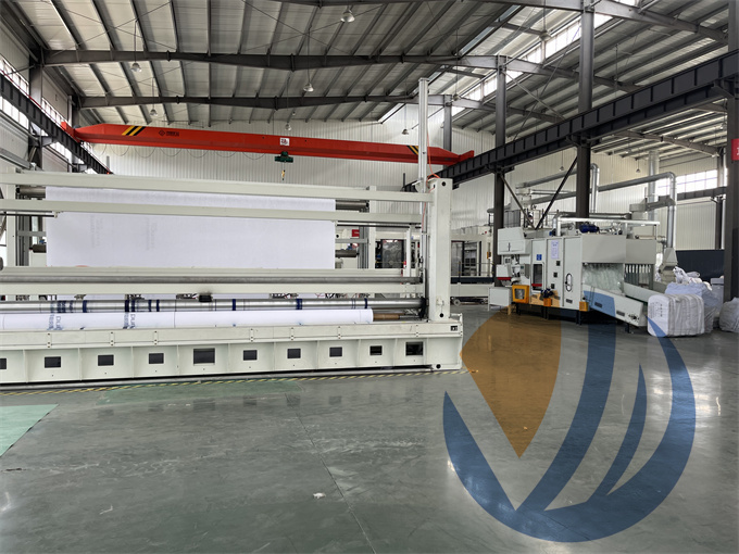 土工布生產(chǎn)車(chē)間